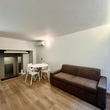 Central Side Apartment 米兰 外观 照片