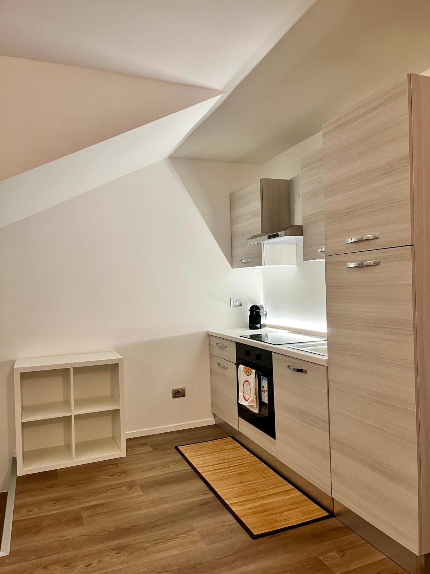 Central Side Apartment 米兰 外观 照片