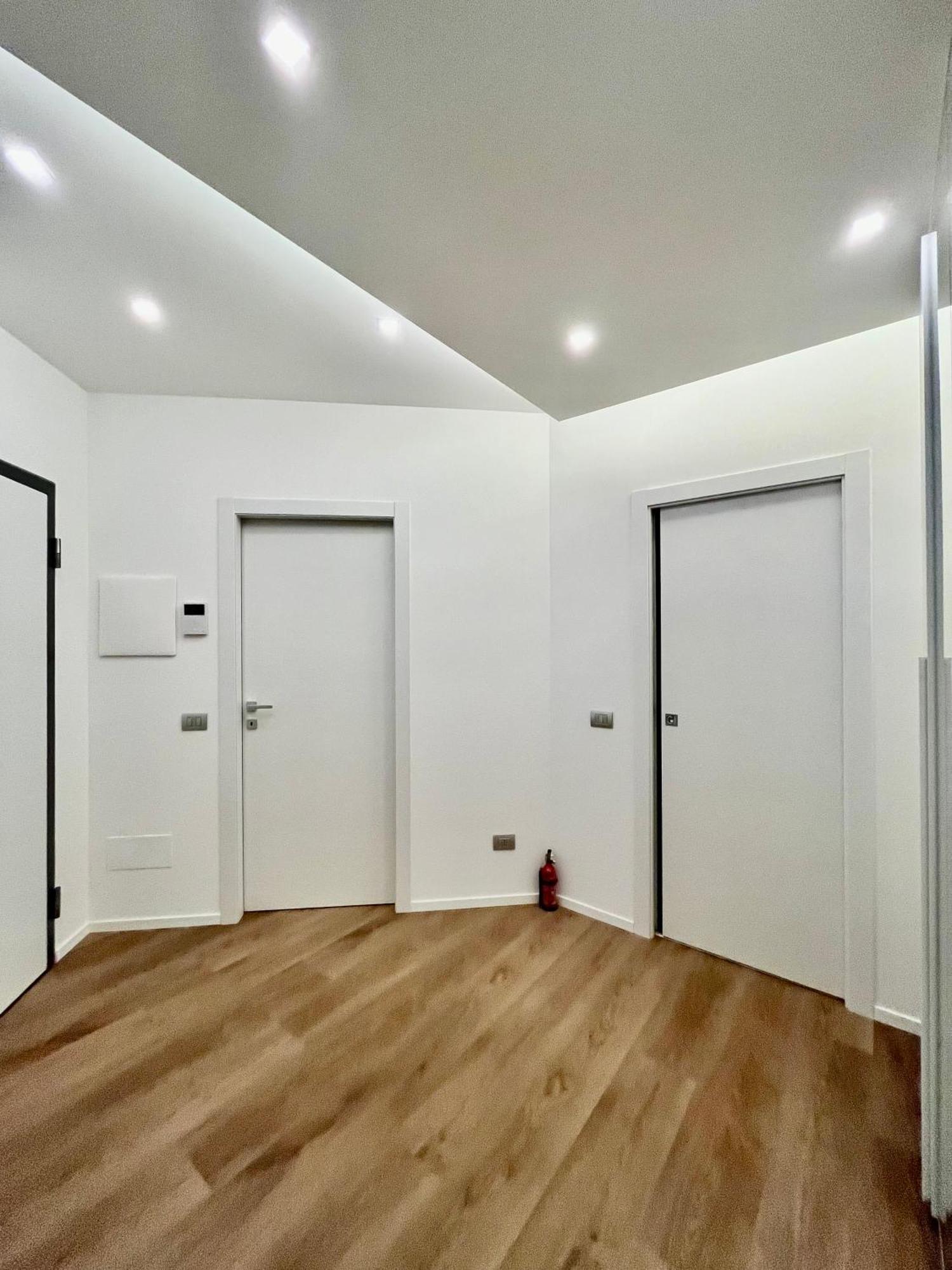 Central Side Apartment 米兰 外观 照片