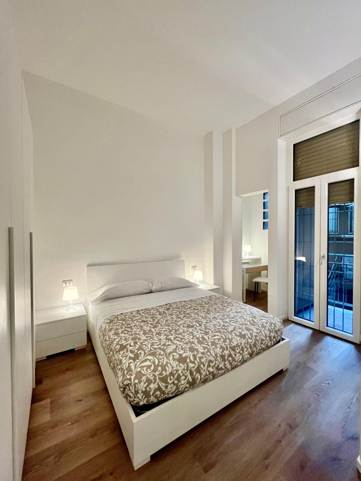 Central Side Apartment 米兰 外观 照片