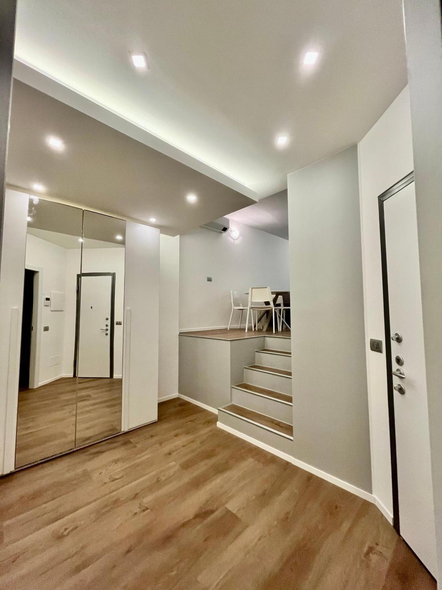 Central Side Apartment 米兰 外观 照片