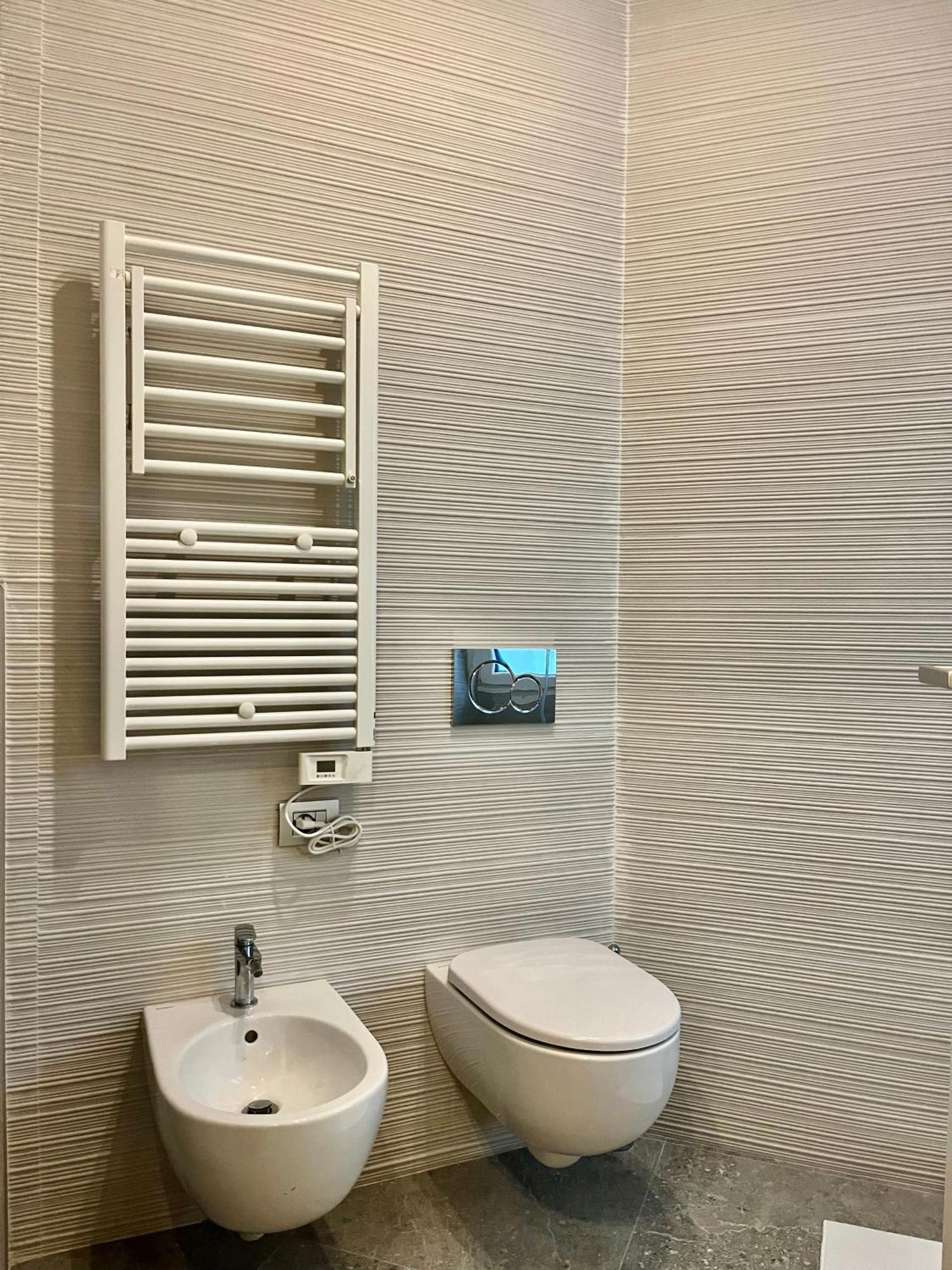 Central Side Apartment 米兰 外观 照片