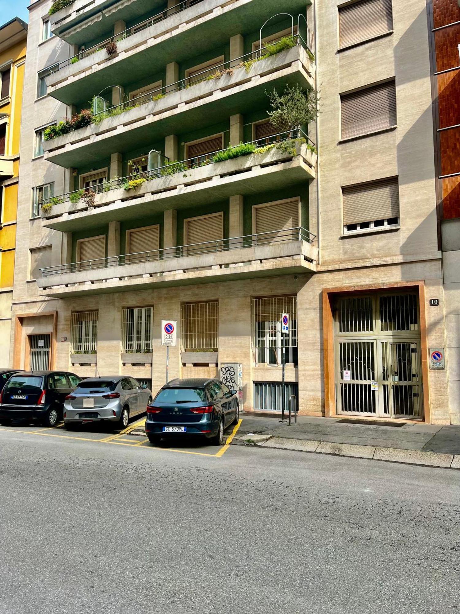 Central Side Apartment 米兰 外观 照片